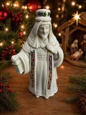 Lenox Jeweled Nativity King Melchior Porcelain Magi Figurine Gold & Red 7"